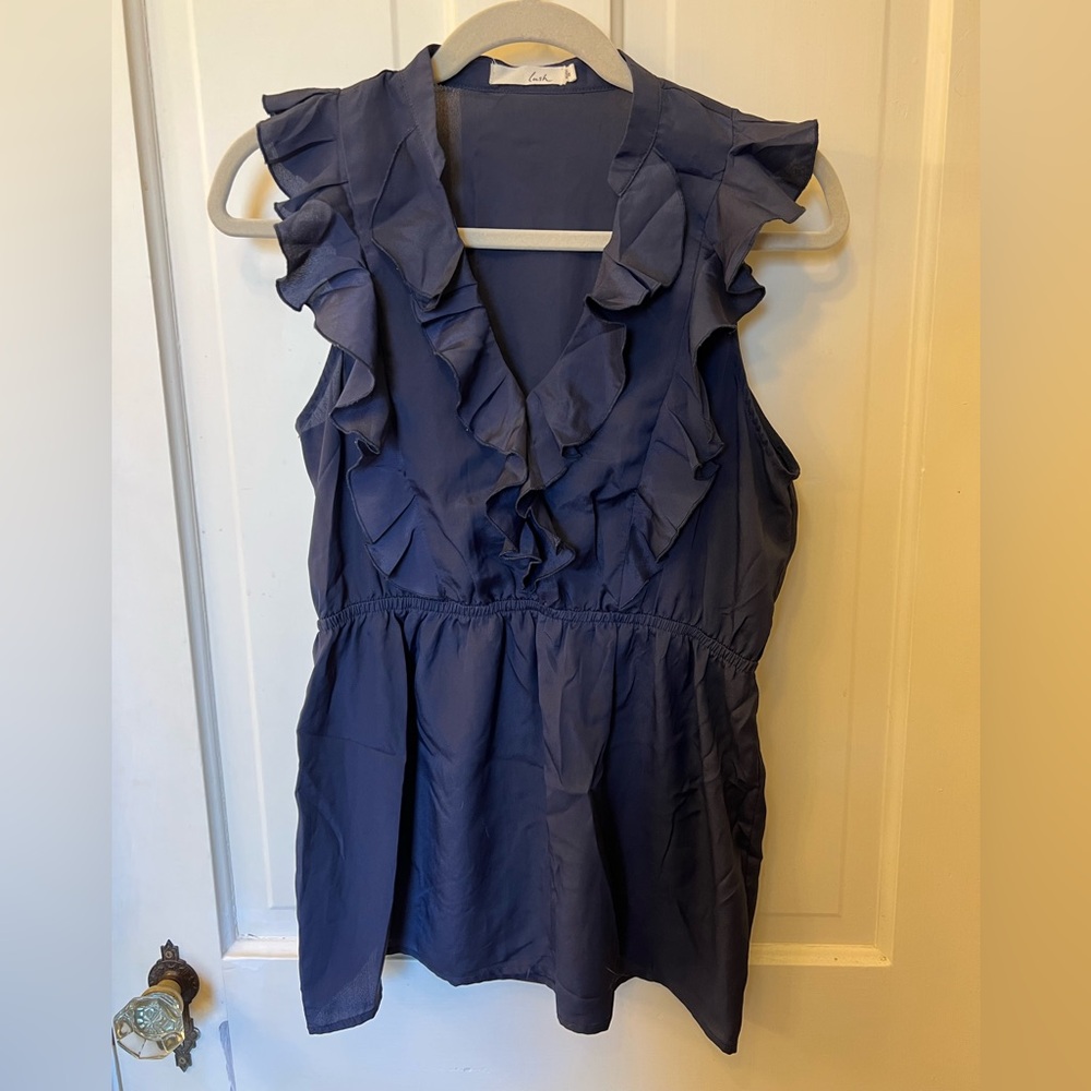 Lush women’s sleeveless ruffled blouse